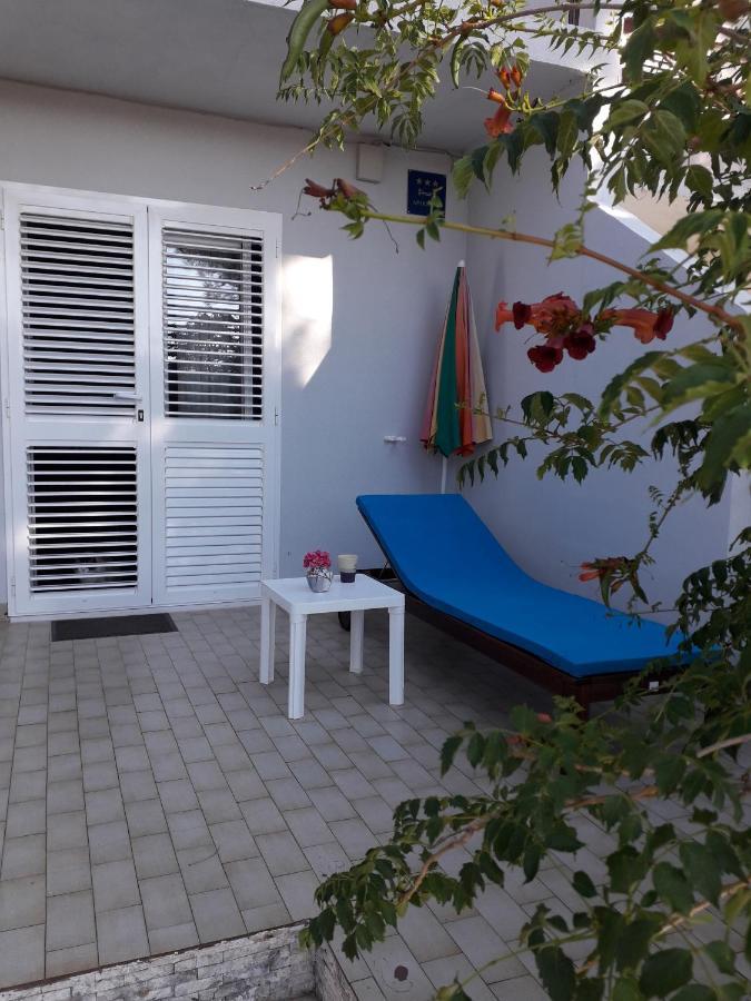 Holiday Home Novalja Exterior foto