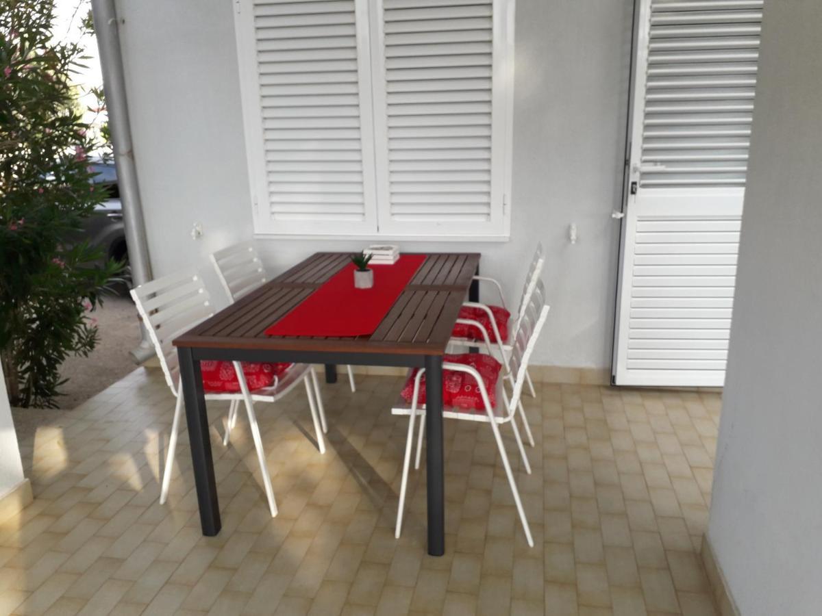 Holiday Home Novalja Exterior foto